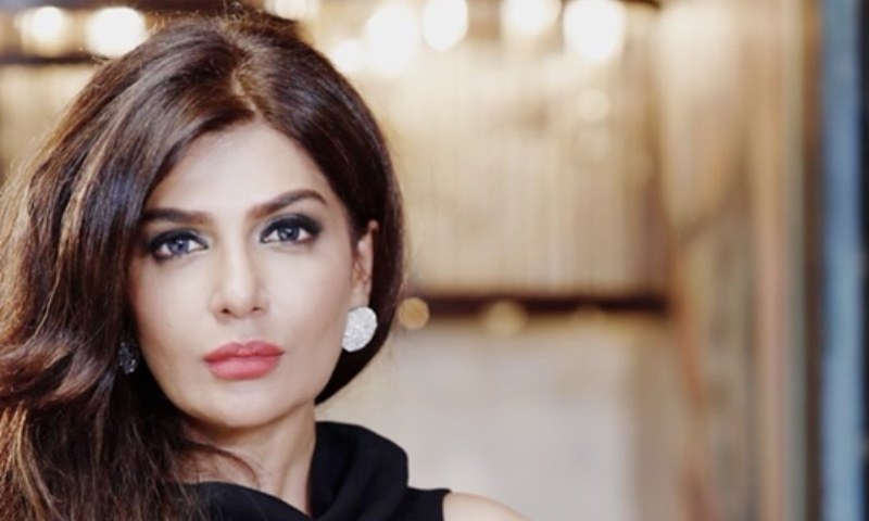 Iffat Omar All Set To Dazzle As A Host On A Web Show - HIP