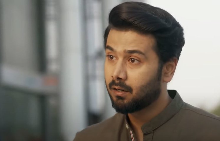 Meherposh Review We Are In Love With Ali Abbas S Performance
