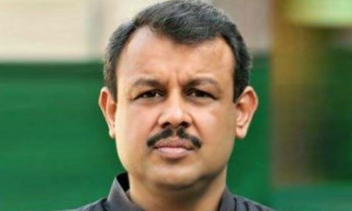 Senior journalist Asad Kharal quits ARY, joins Channel 24