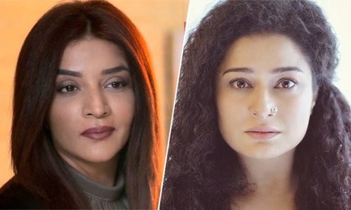 Sania Saeed & Farah Shah play lesbian lovers in 'Kitni Girhein Baqi Hain' & shock Pakistan!