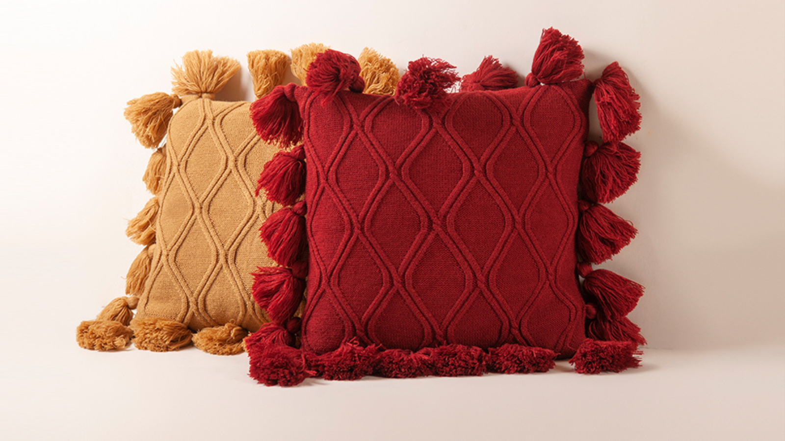 The Linen Company Presents ‘Bring Comfort Home’ with Blankets, Cushions & A Ton of Warmth