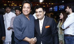 Syed Noor comes to support Jawad Bashir's 'Maya '