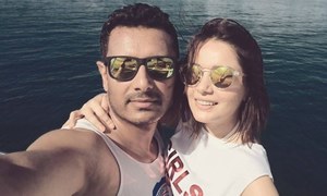 Armeena Khan addresses rumors of being previously married, welcomes fiance to Instagram