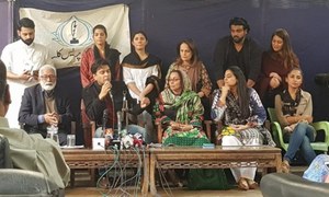Celebs demand justice for Zainab!