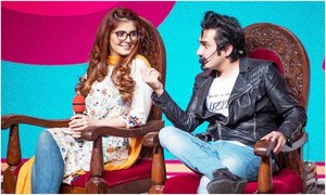 Uzair jaswal announces new single with Momina Mustehsan