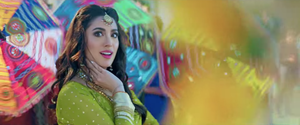 Mehwish Hayat Gets Trolled for her Dance Number in Chhalawa