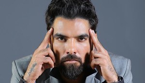 Yasir Hussain Takes a Dig at Pakistani Actors Working for India