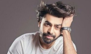 Farhan Saeed Furious with Indian Composer for Copying his Song Roiyaan