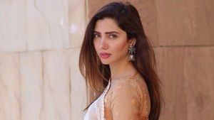 Mahira Khan Among Celebrities Affected by Second Wave of COVID-19