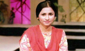 Celebrities Mourn Bulbul e Pakistan, Nayyara Noor as she passes away at 71